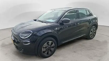 Nuova Fiat 600 Pop 110 CV (80 kW) 2025 SUV