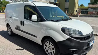 Usata Fiat Doblò 120 CV (88 kW) 2018 Bianco Monovolume