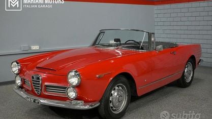 Usata Alfa Romeo Spider 144 CV (105 kW) 1960 Rosso Cabrio