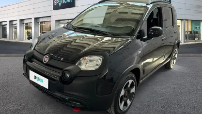 Usata Fiat Panda Cross Cross 70 CV (51 kW) 2024 Nero Utilitaria