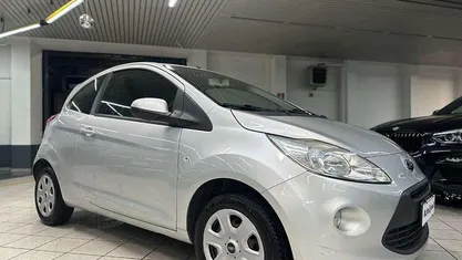 Usata Ford Ka Plus 69 CV (50 kW) 2011 Argento Utilitaria