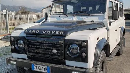 Usata Land Rover Defender 122 CV (89 kW) 2011 Station wagon