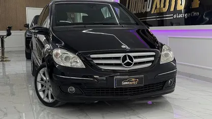 Usata Mercedes B180 109 CV (80 kW) 2006 Nero Monovolume