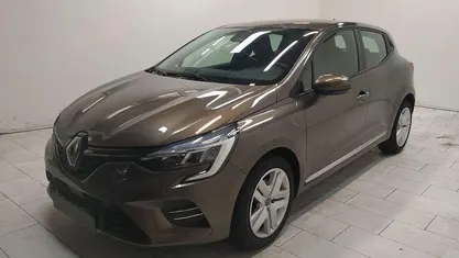 Usata 2020 Renault Clio V Zen Utilitaria | 15.990 € (Cara)