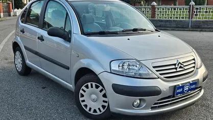 Grigio Usata 2003 Citroën C3 Tre volumi | 1750 € (Buon prezzo)
