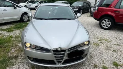 Usata Alfa Romeo 159 Progression 140 CV (102 kW) 2009 Grigio Berlina