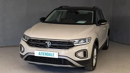 Usata VW T-Roc Life 110 CV (80 kW) 2024 SUV