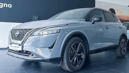 Usata Nissan Qashqai Tekna 158 CV (116 kW) 2023 Ceramic grey tetto nero SUV