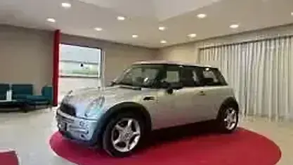 Usata Mini ONE 90 CV (66 kW) 2003 Grigio Utilitaria