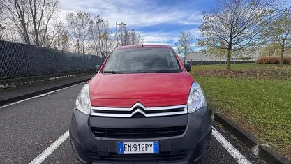 Usata Citroën Berlingo Feel 102 CV (75 kW) 2018 Rosso Monovolume