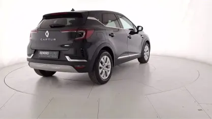 Usata Renault Captur Intens 143 CV (105 kW) 2022 Nero etoile SUV
