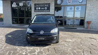 Begagnad VW up! 68 HK (50 kW) 2018 Svart Halvkombi