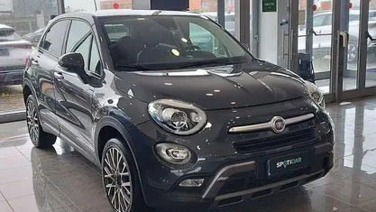 Usata Fiat 500X Cross 140 CV (102 kW) 2015 Grigio SUV