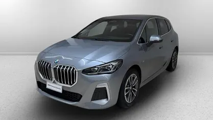 Skyscraper grey metallic Usata 2023 BMW 218 Active Tourer M Sport Monovolume | 31.900 € (Buon prezzo)