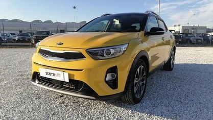 Gebraucht Kia Stonic Style 110 PS (80 kW) 2018 Gelb SUV