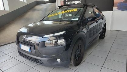 Begagnad Citroën C4 PureTech 82 HK (60 kW) 2018 Svart SUV