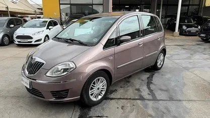 Usata Lancia Musa 77 CV (56 kW) 2010 Monovolume