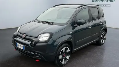 Grigia Usata 2023 Fiat Panda Cross Cross Due volumi | 12.900 € (Buon prezzo)