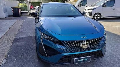 Gebraucht Peugeot 408 GT 131 PS (96 kW) 2023 Blau SUV
