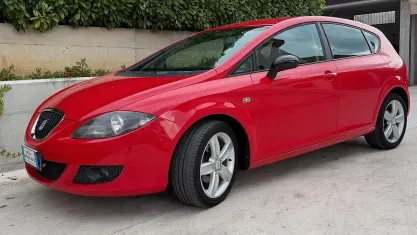 Usata Seat Leon Stylance 105 CV (77 kW) 2007 Rosso Utilitaria
