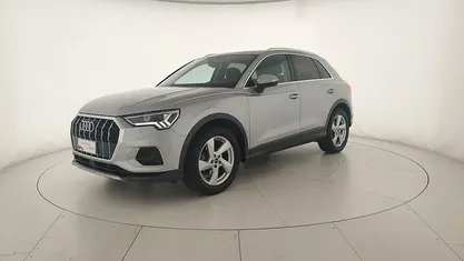 Argento fioretto metallizzato Usata 2025 Audi Q3 Advanced SUV | 36.400 € (Ottimo prezzo)