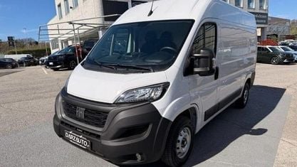 Usado Fiat Ducato 140 HP (102 kW) 2023 Branco Van