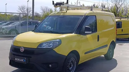 Usata Fiat Doblò Business 95 CV (69 kW) 2019 Giallo Monovolume