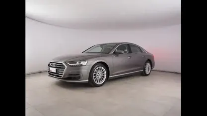 Usata Audi A8 Comfort 286 CV (210 kW) 2019 Grigio Berlina