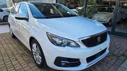 Usata Peugeot 308 Business-Line 102 CV (75 kW) 2019 Bianco Station wagon