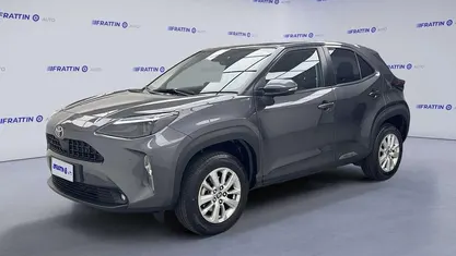 Bianco Usata 2025 Toyota Yaris Cross Business Edition SUV | 21.140 € (Super prezzo)