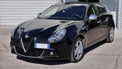 Usata Alfa Romeo Giulietta Ti 120 CV (88 kW) 2020 Nero Utilitaria
