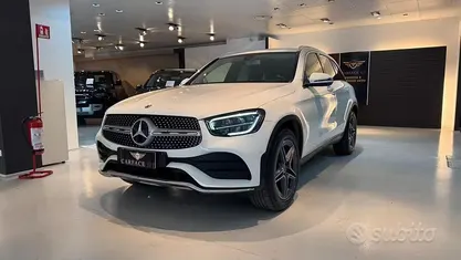 Usata Mercedes GLC200 163 CV (119 kW) 2019 Bianco SUV