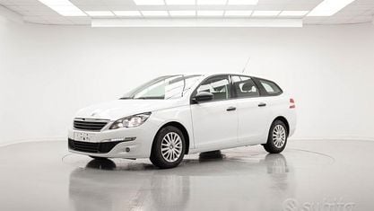 Käytetty Peugeot 308 Active 135 HP (99 kW) 2016 Valkoinen Farmari
