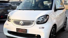 Bianco Usata 2017 Smart ForTwo Cabrio Passion Cabrio | 12.990 € (Ottimo prezzo)