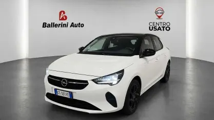 Usata Opel Corsa Design & Tech 75 CV (55 kW) 2022 Bianco Utilitaria