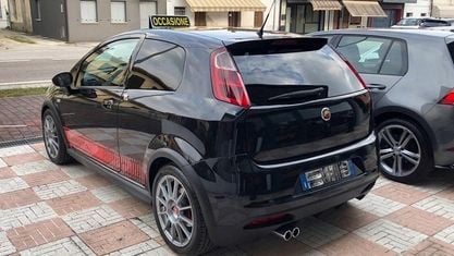 Usata Abarth Grande Punto 155 CV (114 kW) 2008 Nero Utilitaria