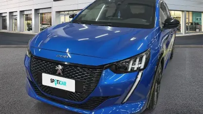 Usata Peugeot 208 GT 131 CV (96 kW) 2023 Blu Utilitaria