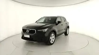 Usata Volvo XC40 Momentum 129 CV (94 kW) 2021 Bianco SUV