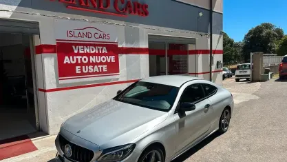 Usata Mercedes C220 AMG line 170 CV (125 kW) 2017 Grigio Berlina