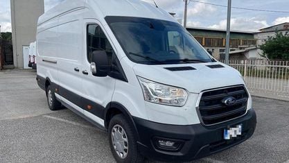 Usado Ford Transit Trend 170 CV (125 kW) 2022 Blanco Berlina