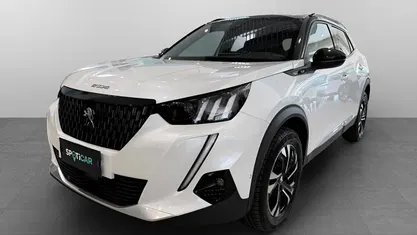 Usata Peugeot 2008 GT 131 CV (96 kW) 2022 Bianco madreperla SUV