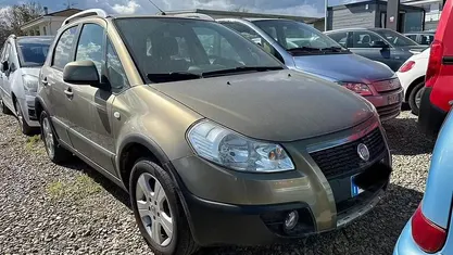 Usata Fiat Sedici Emotion 120 CV (88 kW) 2010 SUV