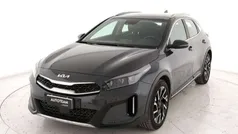 Grigio scuro metall. Usata 2023 Kia XCeed SUV | 23.800 € (Buon prezzo)