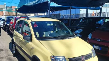 Usata Fiat Panda Climbing 60 CV (44 kW) 2009 Utilitaria
