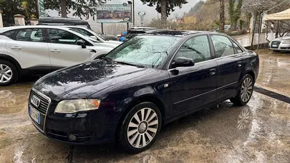 Usata Audi A4 116 CV (85 kW) 2006 Blu Berlina