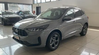 Nuova Ford Kuga ST-Line 242 CV (177 kW) 2025 Grigio SUV