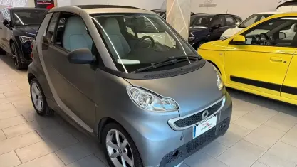 Usata Smart ForTwo Cabrio Pulse 71 CV (52 kW) 2010 Grigio opaco Cabrio