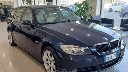 Usata BMW 320 163 CV (119 kW) 2005 Blu Berlina