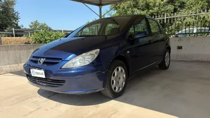 Usata Peugeot 307 109 CV (80 kW) 2005 Bluazzurro Berlina