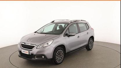 Usado Peugeot 2008 Active 75 CV (55 kW) 2016 Gris SUV